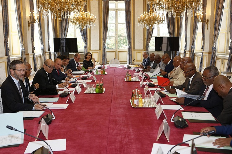 image Vers une probable abolition du visa Balladur / Peut-on parler d’un succès diplomatique pour les Comores ?